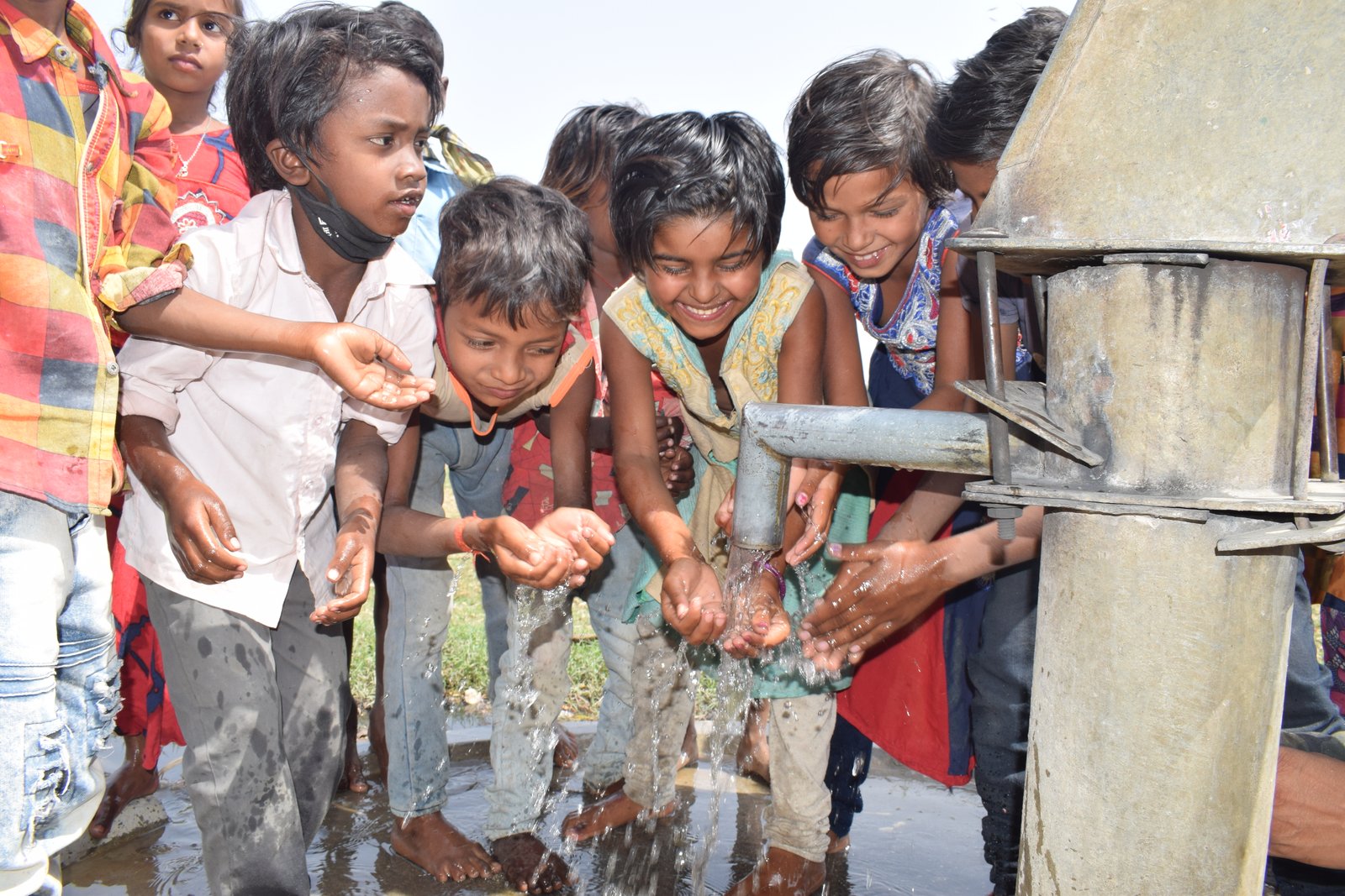 # Selfless Service Foundation Repairs Non-Functional Public Hand Pumps to Address Water Shortage in Gaya Villages